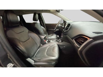 2021 Jeep Cherokee Latitude Lux 4X4