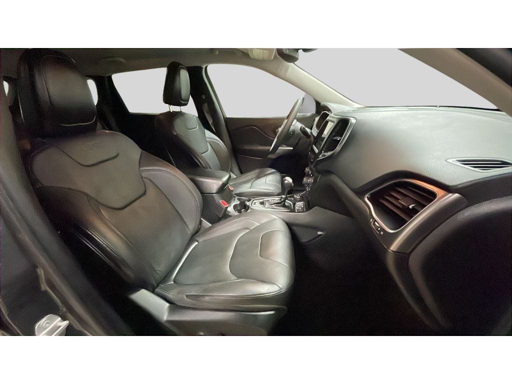 2021 Jeep Cherokee Latitude Lux 4X4