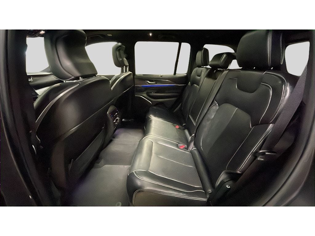 2022 Jeep Grand Cherokee Overland 4x4