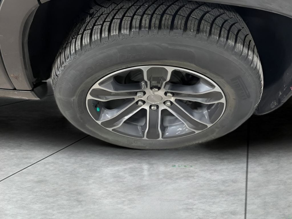 2023 Jeep Grand Wagoneer 23S