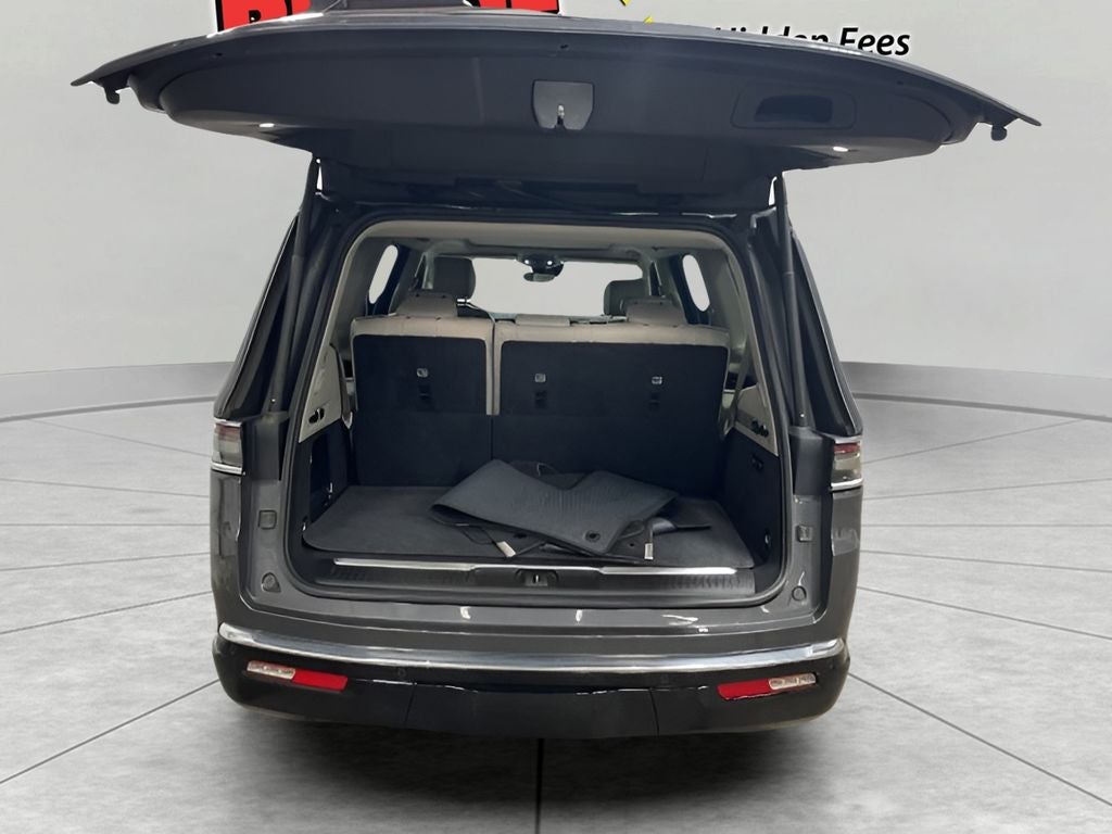 2023 Jeep Grand Wagoneer 23S