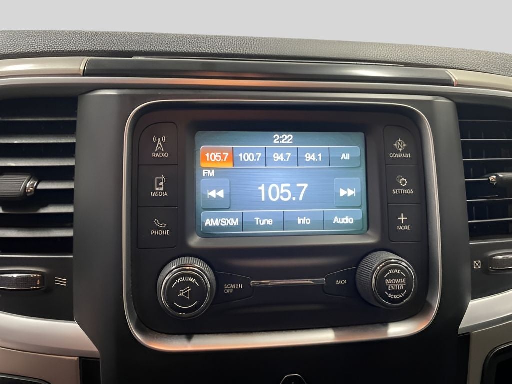 2017 RAM 1500 SLT Crew Cab 4x4 6'4" Box