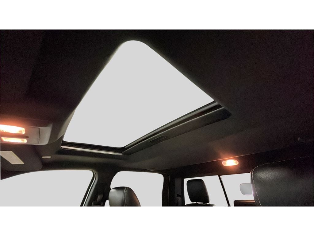 2018 RAM 1500 Rebel Crew Cab 4x4 5'7" Box