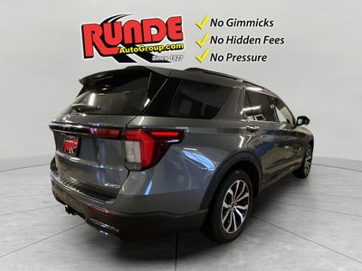 2025 Ford Explorer ST-Line