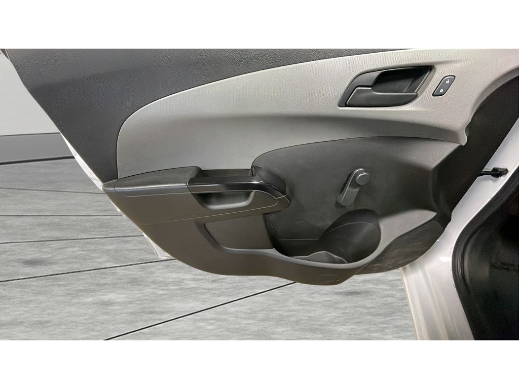 2020 Chevrolet Sonic LT 5-Door Fleet