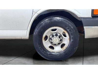 2012 Chevrolet Express Passenger 3500 1LT