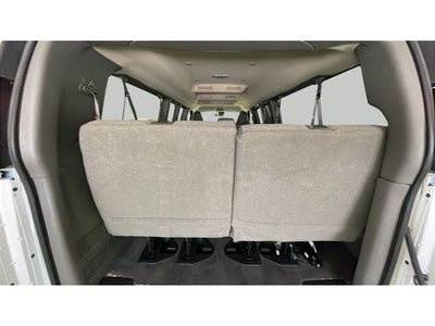 2024 Chevrolet Express Passenger 3500 1LT