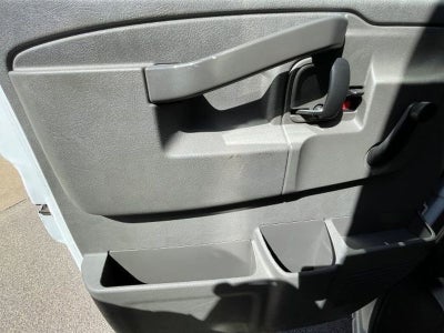 2016 Chevrolet Express Cutaway 3500 3500