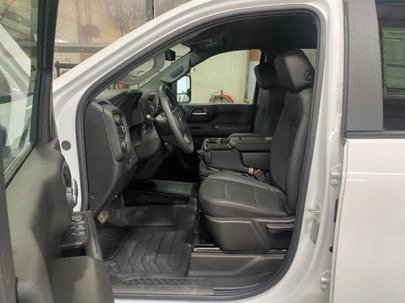 2025 Chevrolet Silverado 3500 HD WT