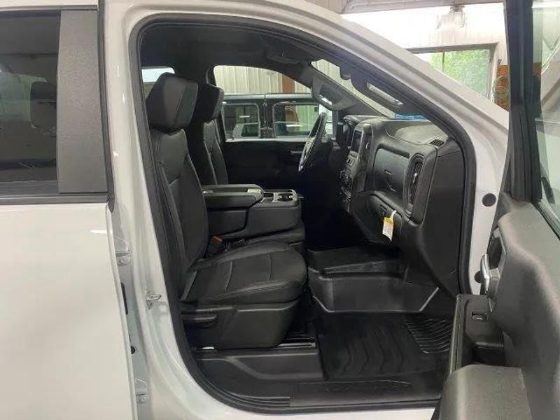 2025 Chevrolet Silverado 3500 HD WT