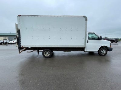 2012 Chevrolet Express Cutaway 4500 2WT