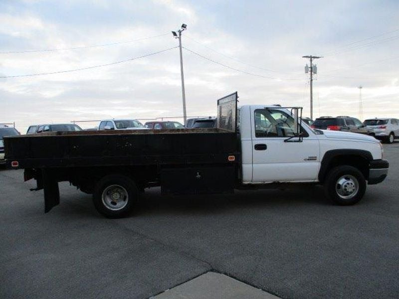 2005 Chevrolet Silverado 3500 HD WT