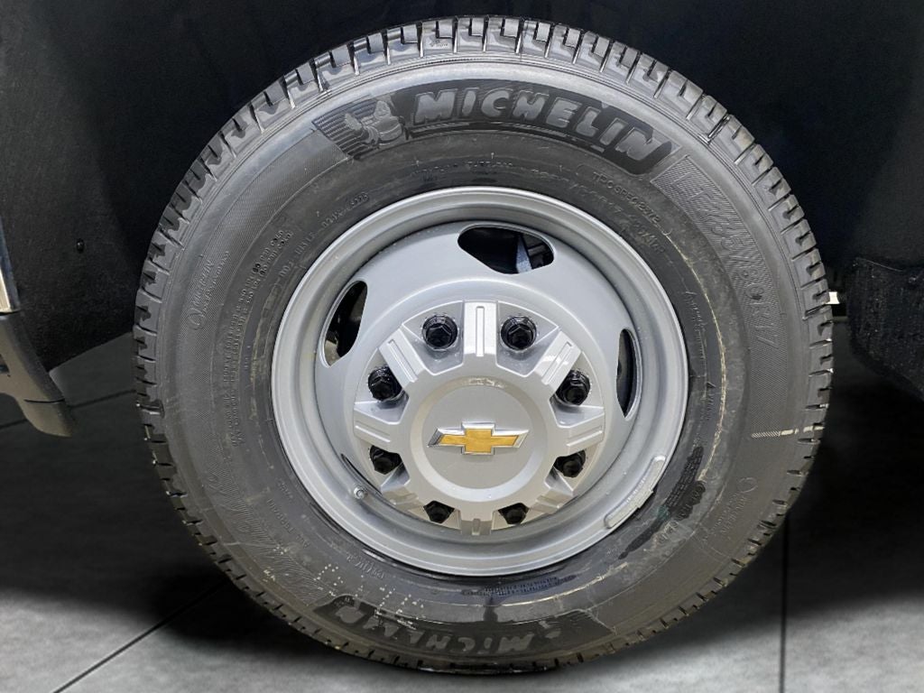 2026 Chevrolet Silverado 3500 HD WT DRW