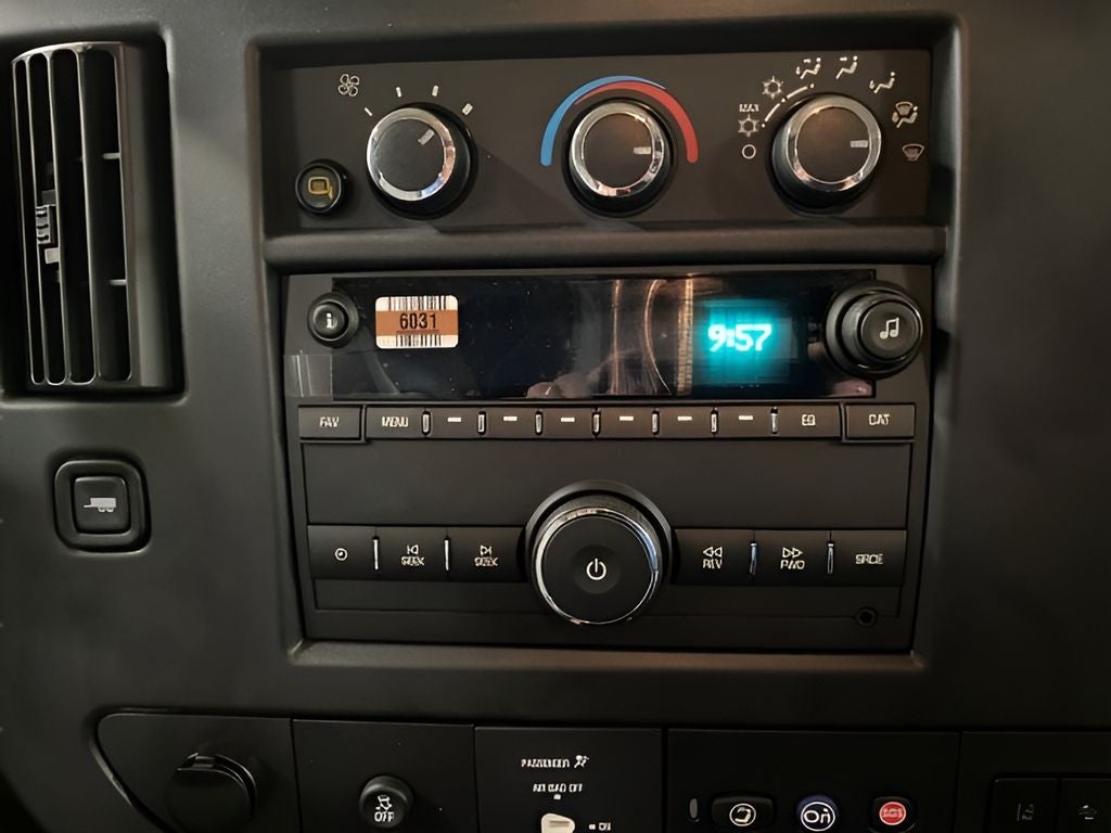 2025 Chevrolet Express Cargo 2500 WT