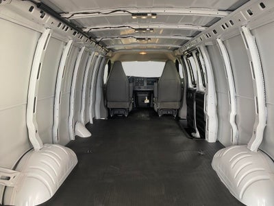 2025 Chevrolet Express Cargo 3500 WT