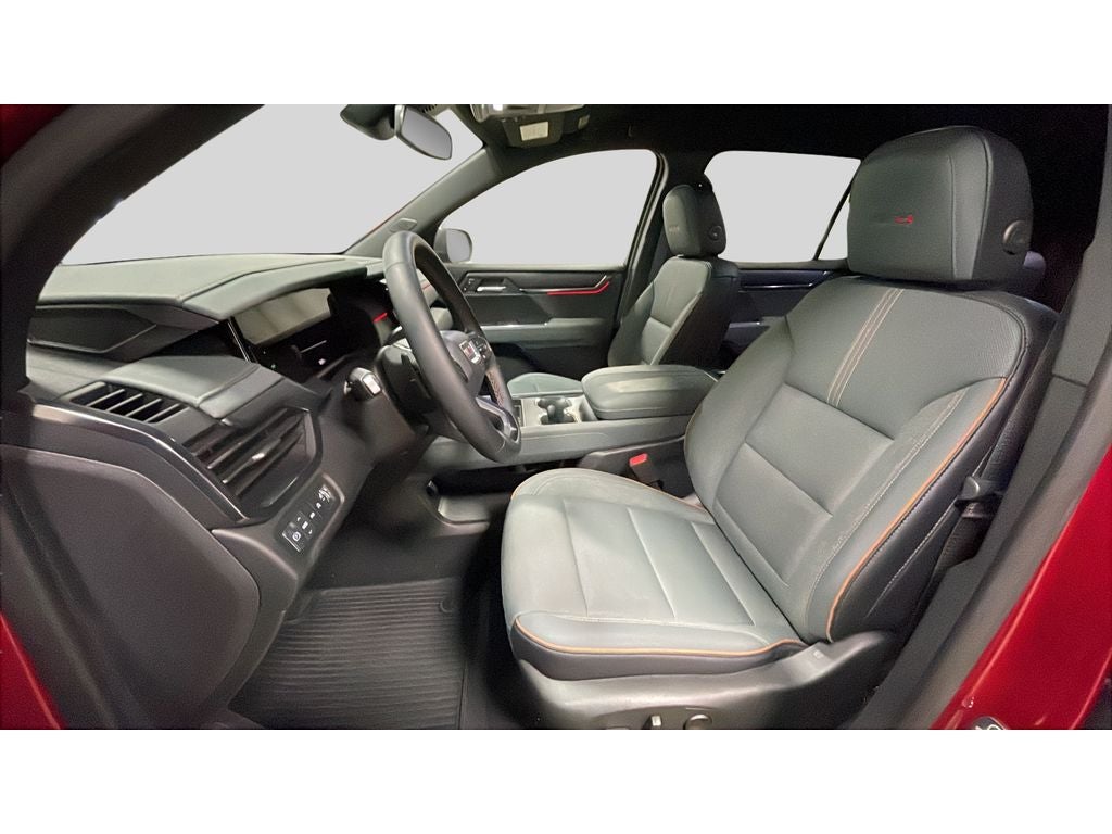 2025 GMC Acadia AT4