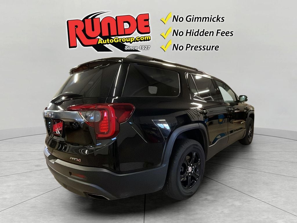 2022 GMC Acadia AT4