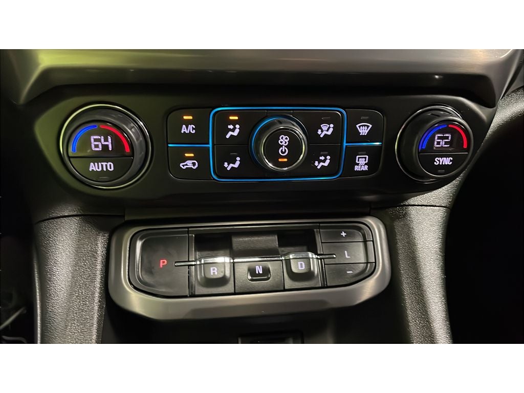 2022 GMC Acadia AT4