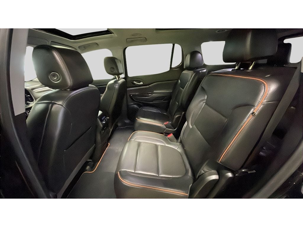 2022 GMC Acadia AT4