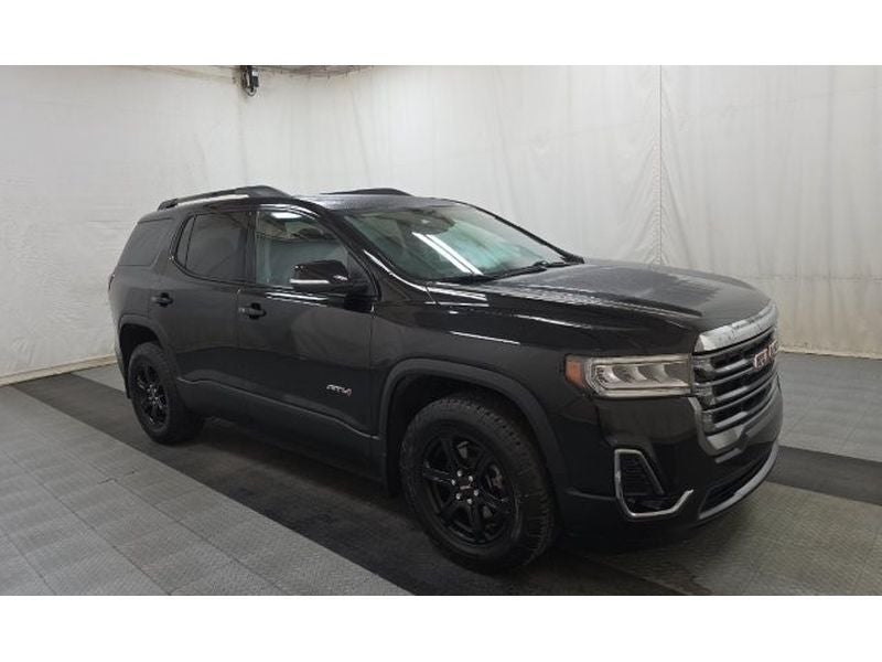 2022 GMC Acadia AT4