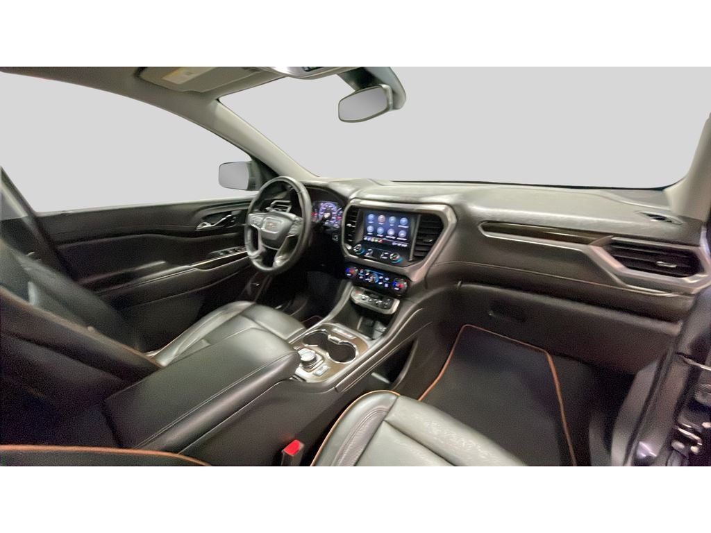 2022 GMC Acadia AT4
