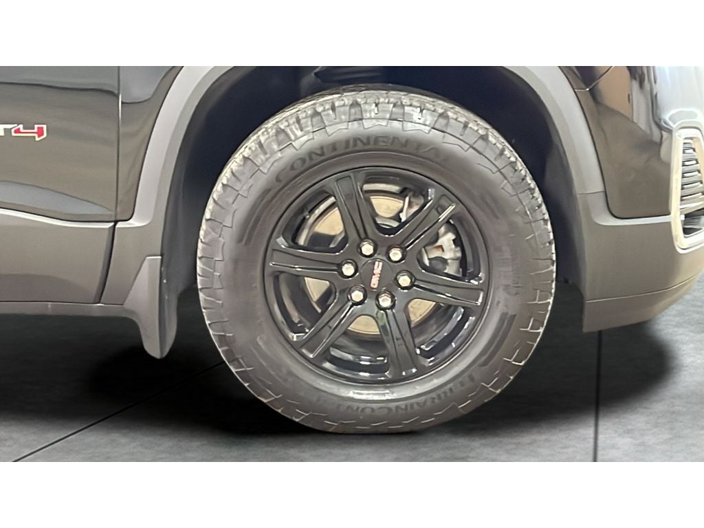 2022 GMC Acadia AT4