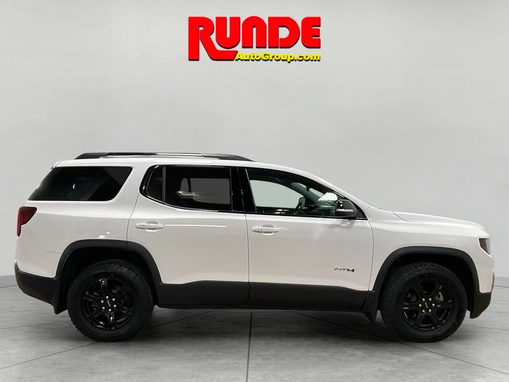 2020 GMC Acadia AT4