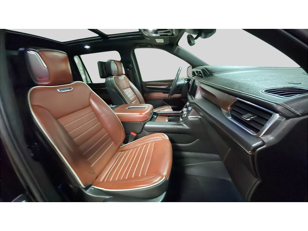 2023 GMC Yukon XL Denali Ultimate