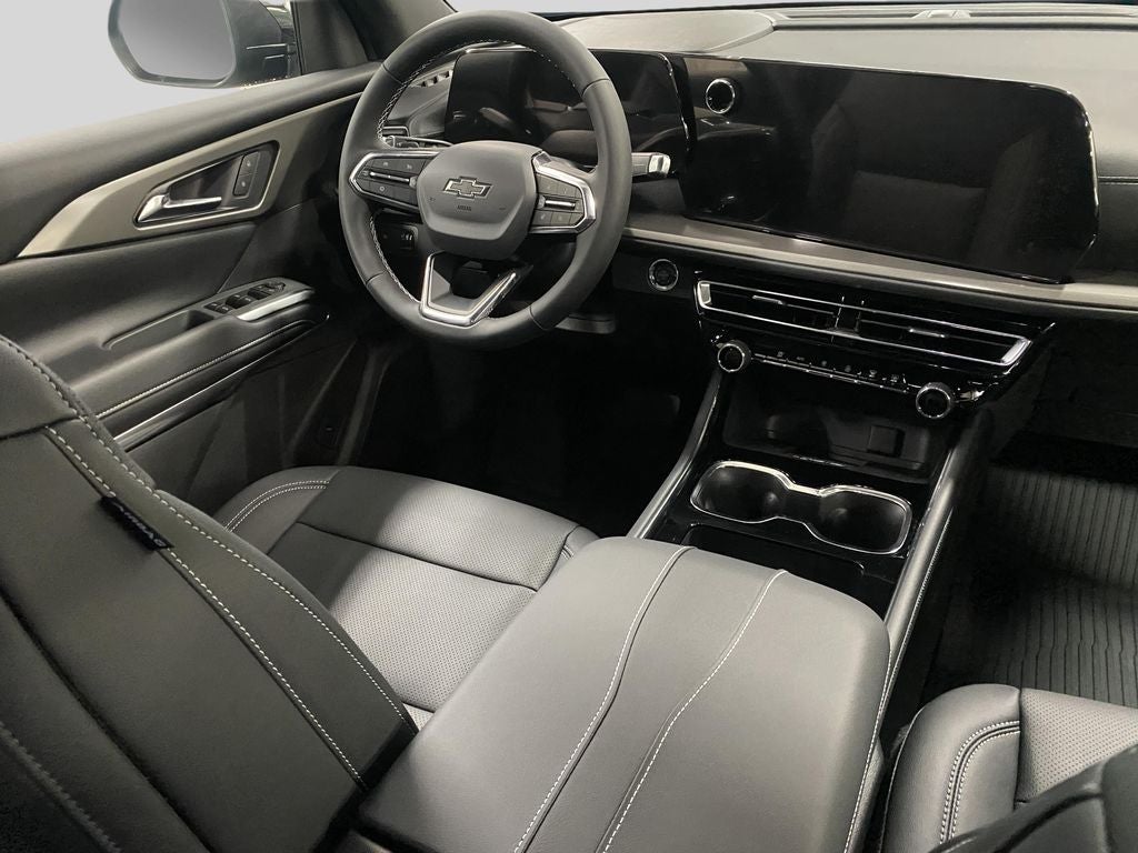 2027 Chevrolet Traverse LT - Photo 10
