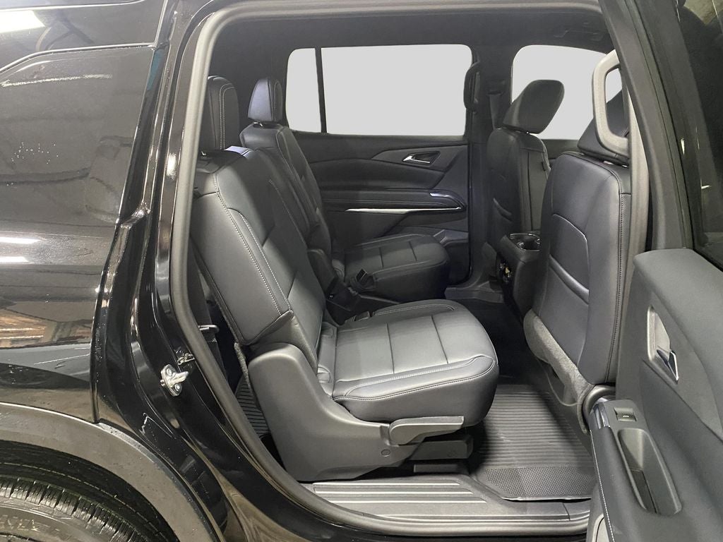 2027 Chevrolet Traverse LT - Photo 8