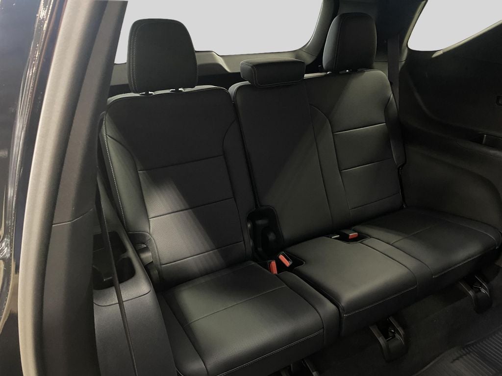 2027 Chevrolet Traverse LT - Photo 9