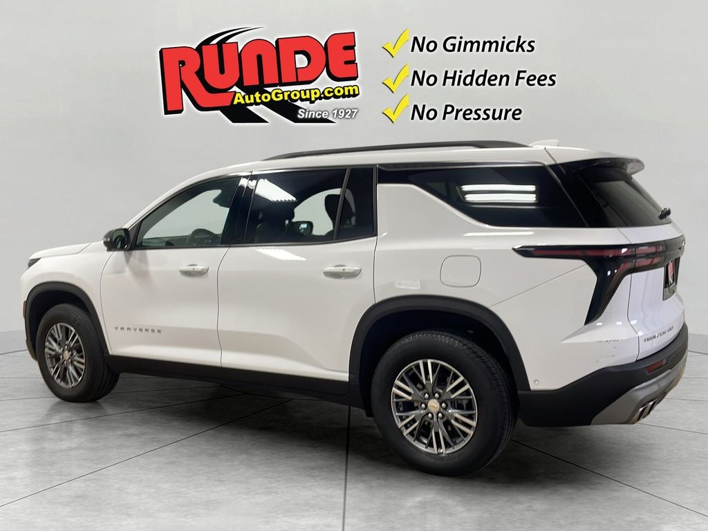 2024 Chevrolet Traverse LT
