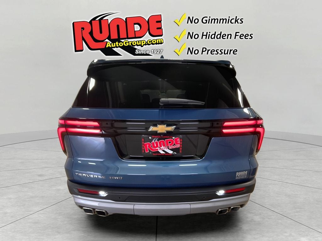 2025 Chevrolet Traverse LT