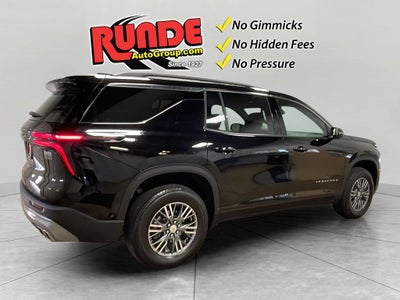 2025 Chevrolet Traverse LT