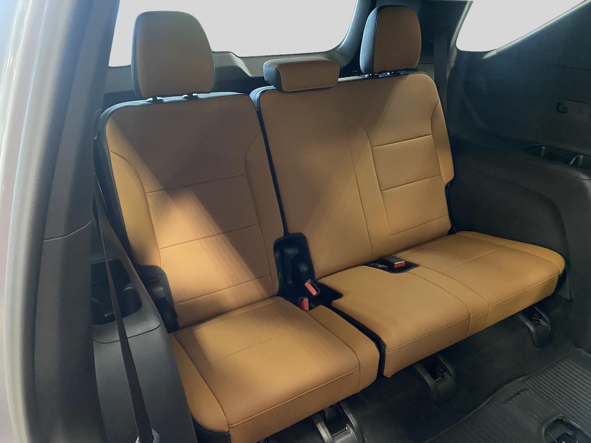 2027 Chevrolet Traverse Z71 - Photo 10