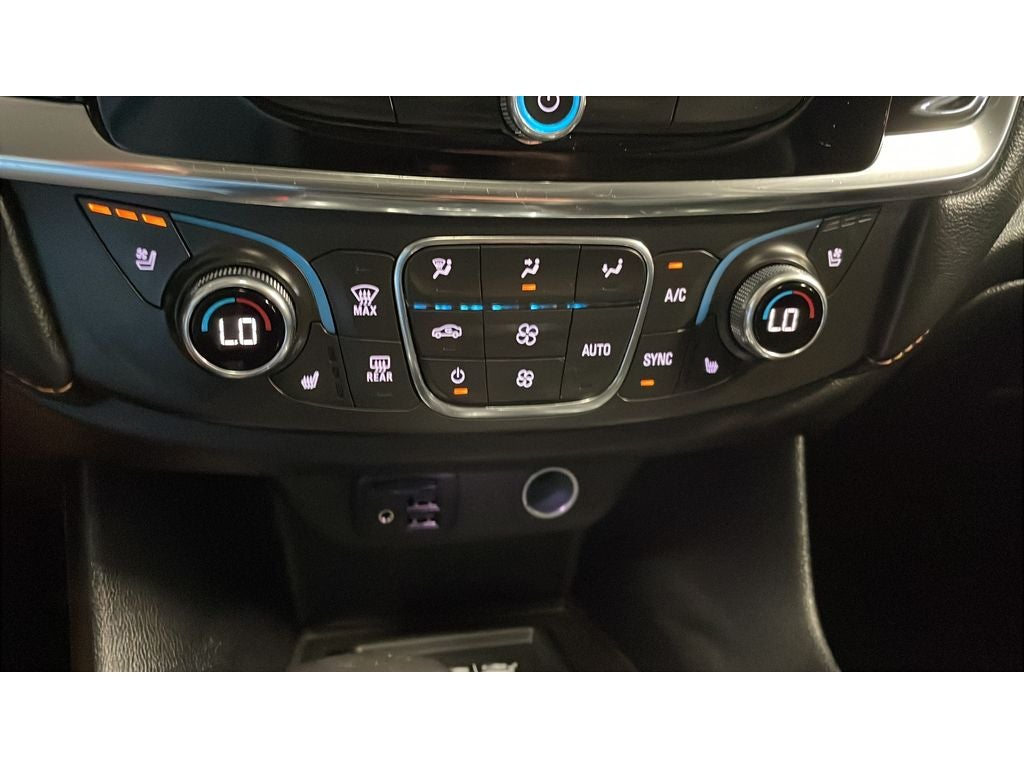 2021 Chevrolet Traverse Premier