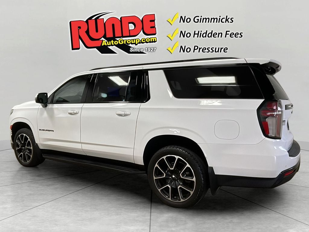 2023 Chevrolet Suburban RST