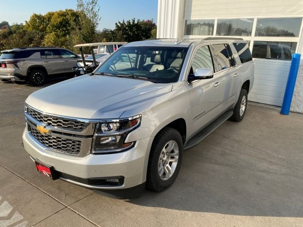 2017 Chevrolet Suburban LT