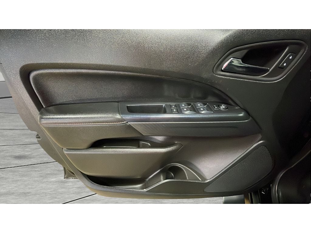 2021 GMC Canyon 4WD AT4 w/Leather