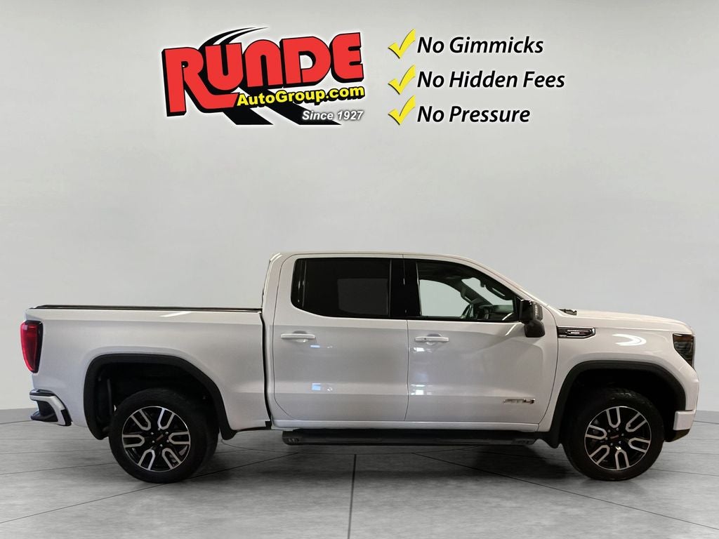 2023 GMC Sierra 1500 AT4
