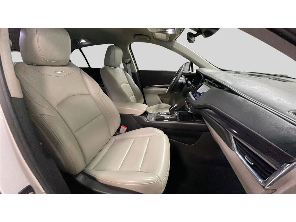 2022 Cadillac XT4 Luxury