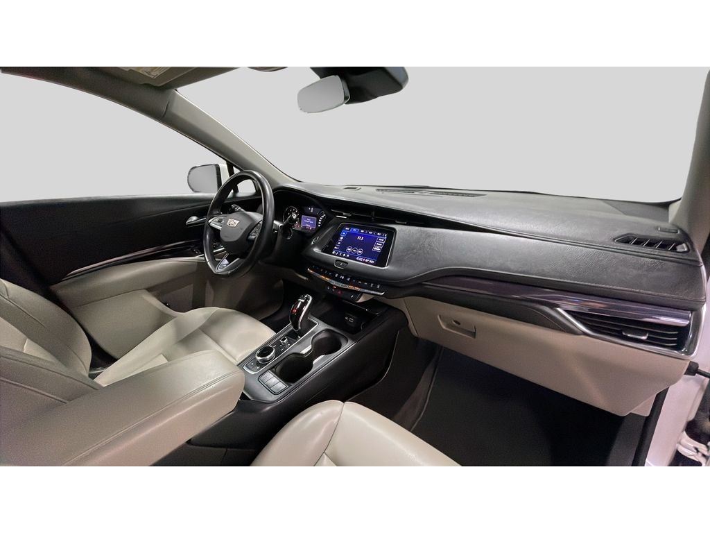 2022 Cadillac XT4 Luxury