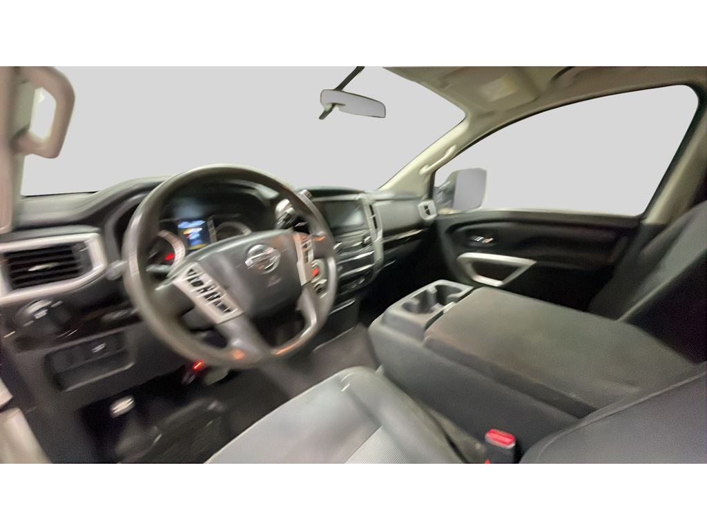 2017 Nissan Titan XD SV