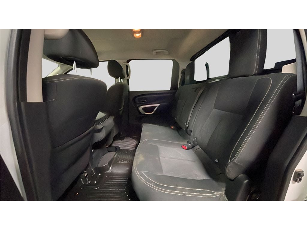 2017 Nissan Titan XD SV