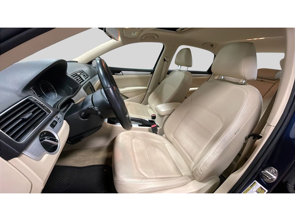 2012 Volkswagen Passat 2.0L TDI SE