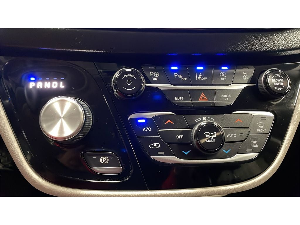 2020 Chrysler Pacifica Touring L Plus