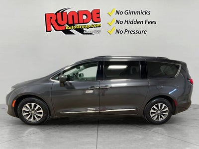 2020 Chrysler Pacifica Touring L Plus