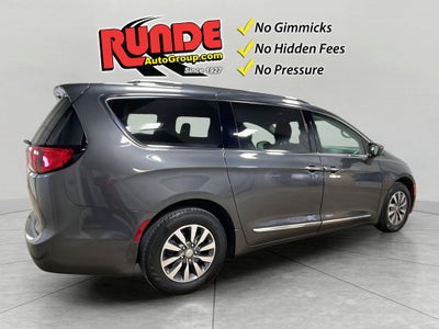 2020 Chrysler Pacifica Touring L Plus