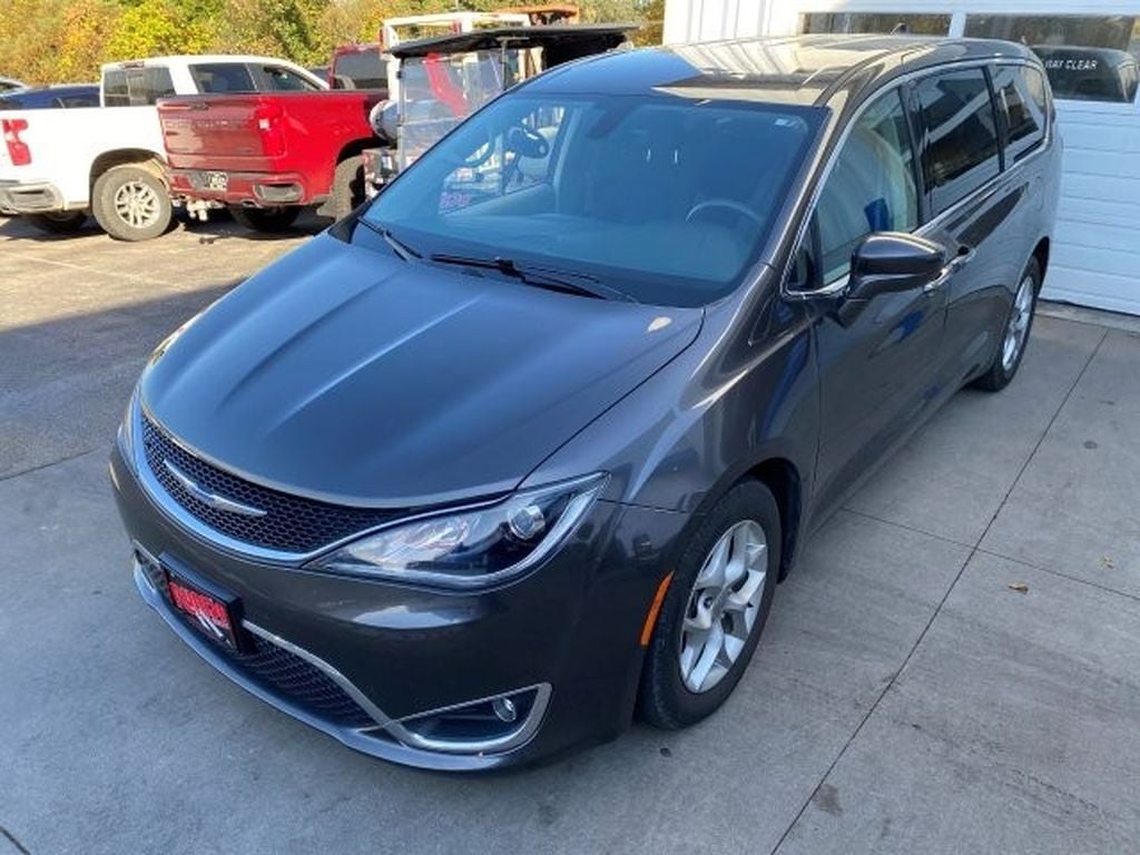 2018 Chrysler Pacifica Touring Plus