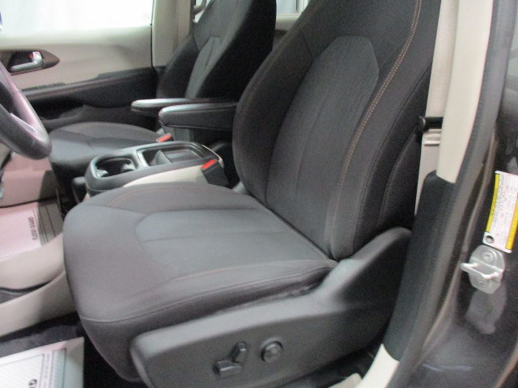 2018 Chrysler Pacifica Touring Plus